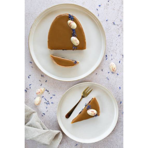 Mazurek kajmakowy z porzeczką